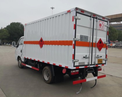 国六东风途逸蓝牌柴油版二类易燃气体厢式车_湖北楚胜汽车