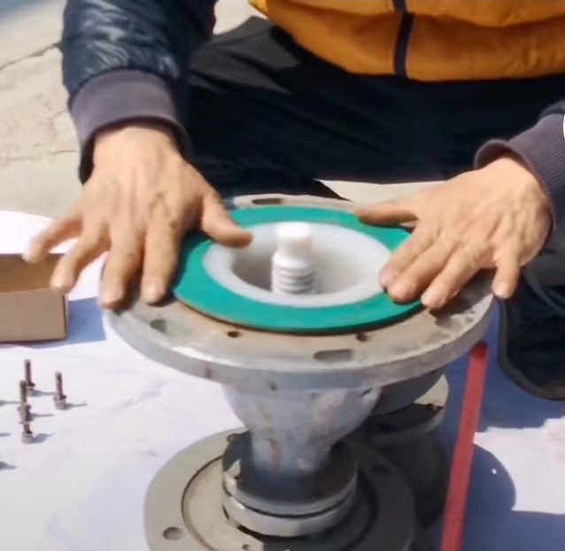 衬氟海底阀更换密封垫操作步骤图片