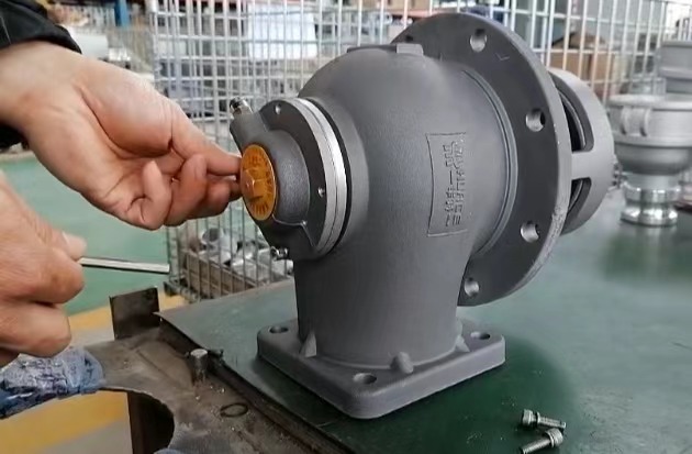 油罐车海底阀更换气缸操作顺序