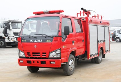 国六庆铃2吨水罐消防车