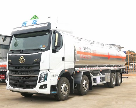 国六东风柳汽乘龙H7前四后八铝金油罐车
