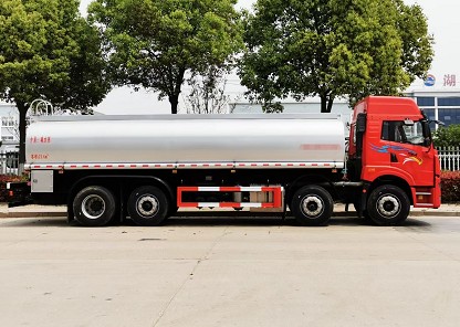 国六解放捍威前四后六普通液体运输车_SCS5310GPGCA6型普通液体运输车