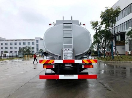 力神牌国五东风柳汽乘龙前四后四供液车_SLS5253TGYL5型供液车
