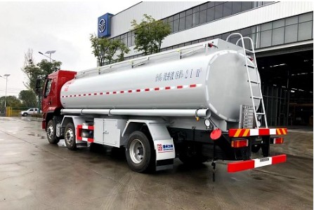 力神牌国五东风柳汽乘龙前四后四供液车
