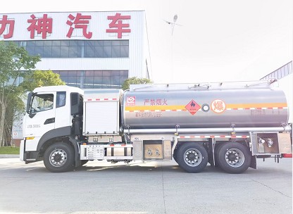国六东风天龙20000L飞机加油车