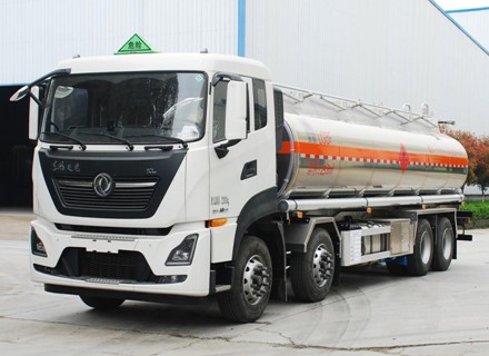 国六东风天龙25.6方双仓油罐车