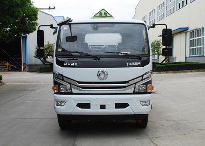 国六东风多利卡8.5方油罐车