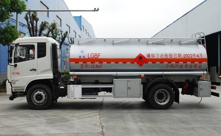 国六东风天锦12.6方加油车 国六东风天锦12.6方加油车
