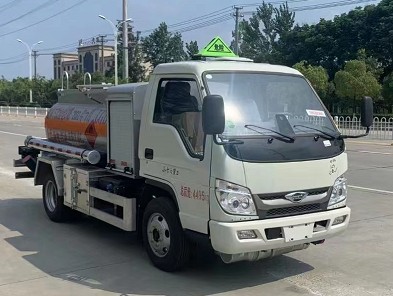 柴油介质的蓝牌加油车