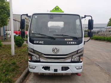 国六东风多利卡蓝牌加油车/运油车