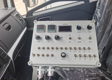11.5立方标准型沥青洒布车 11.5立方标准型沥青洒布车