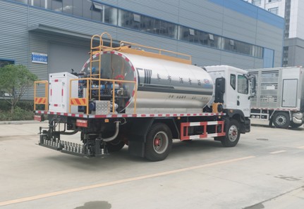 9立方东风多利卡D9智能型沥青洒布车