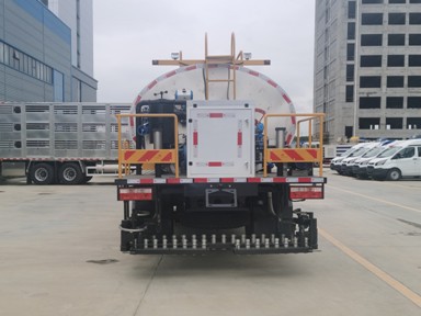 9立方东风多利卡D9智能型沥青洒布车_厂家_图片_型号_价格