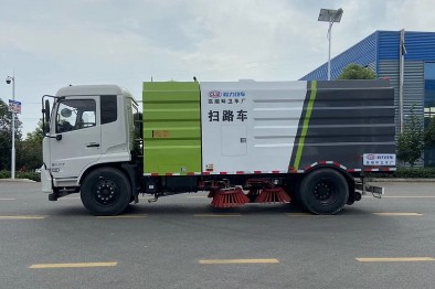 国六东风天锦扫路车_程力威牌CLW5180TSLD6型扫路车