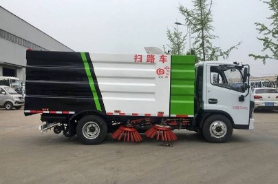 国六东风小多利卡扫路车_程力威牌CLW5070TSLE6型扫路车