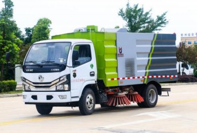 国六东风小多利卡扫路车_凯力风牌KLF5070TSLE6型扫路车