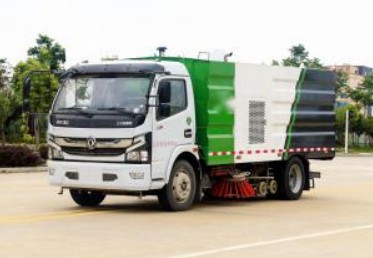 国六东风大多利卡洗扫车_程力威牌CLW5120TXS6型洗扫车