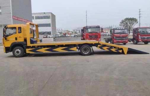重汽豪沃G5X国六重载平板清障车