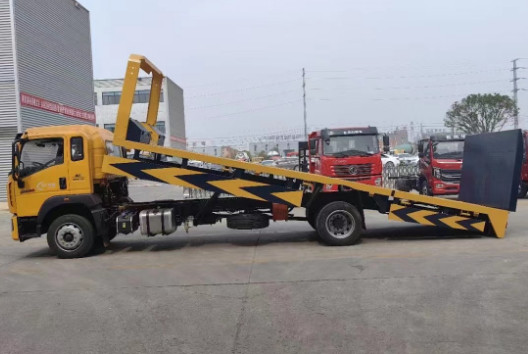 重汽豪沃G5X国六重载平板清障车