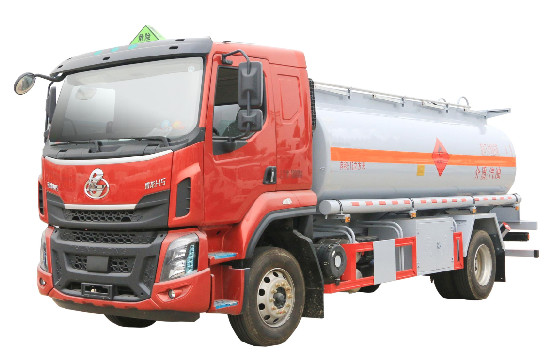 国六东风柳汽乘龙油罐车