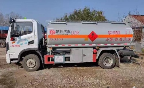 二手8.2方油罐车，山东潍坊户！