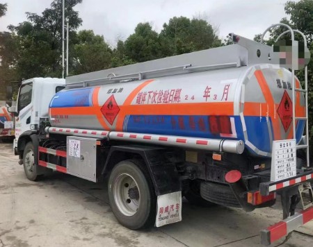 二手7吨加油车，福建福州户！