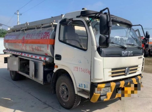 二手8吨加油车，重庆户！