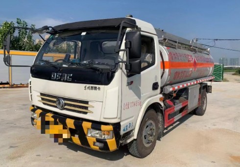 二手8吨加油车，重庆户！