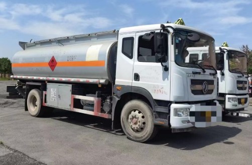 二手10吨加油车，河南洛阳户！