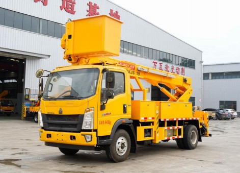 19米绝缘斗臂车_19米带电绝缘高空作业车