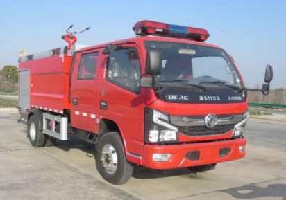东风3吨水罐消防车厂家价格_新东日牌YZR5072GXFSG30/E6型水罐消防车
