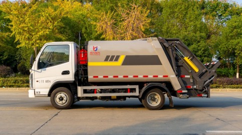 5.3方凯马K3压缩垃圾车_凯力风牌KLF5041ZYSK6型压缩式垃圾车