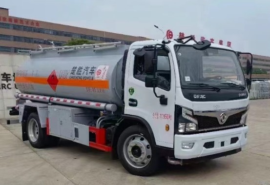 二手8吨油罐车，河南洛阳牌照！