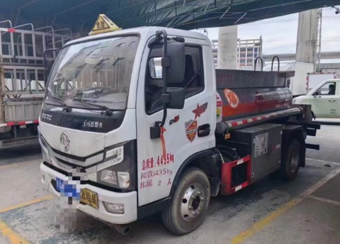 二手2吨蓝牌加油车，福建福州户！