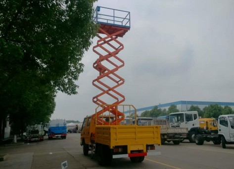 10 米东风双排高空平台升降车_10米剪叉式升降平台高空作业车