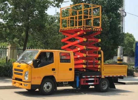 10米江铃顺达双排高空平台升降车_10米剪叉式升降平台高空作业车