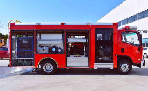 新能源消防车,博利牌BLT5080TXFQC20/BEV型纯电动器材消防车