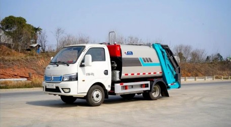 5.3方东风华神纯电动压缩垃圾车