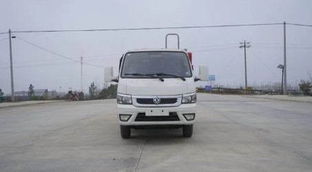 5.3方东风凯普特纯电动压缩垃圾车