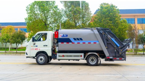 5.8方福田祥菱M2纯电动压缩垃圾车