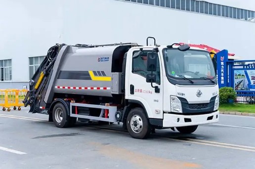 7方东风柳汽L2压缩垃圾车