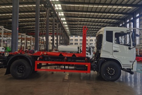 东风天锦4700轴距勾臂垃圾车_HDW5182ZXXD6型车厢可卸式垃圾车