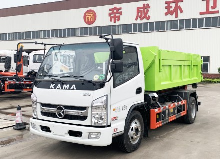 凯马K8蓝牌勾臂垃圾车