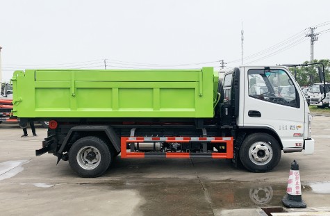 凯马K8蓝牌勾臂垃圾车,HDW5040ZXXKMC6型车厢可卸式垃圾车