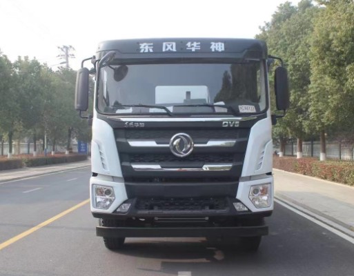 东风华神DV5前四后八供液车