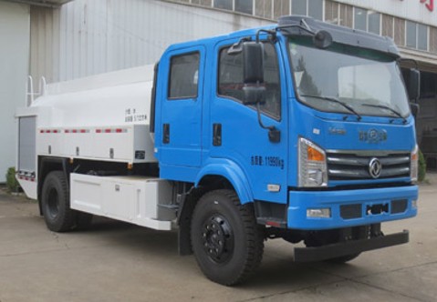 东风四驱5方消防洒水车