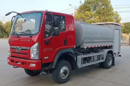 三环创客消防洒水车_5.6方四驱消防洒水车_楚胜牌CSC5111GSSSTQ6型洒水车