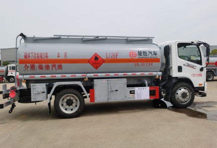 9.9方解放J6F加油车_楚胜牌CSC5120GJYCA6型加油车