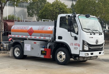 东风华神蓝牌2.3方加油车_楚胜牌CSC5040GJYEH6型加油车
