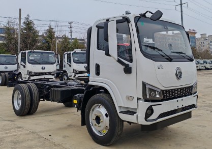 陕汽德龙(G300)8吨加油车_楚胜牌CSC5120GJYS6型加油车